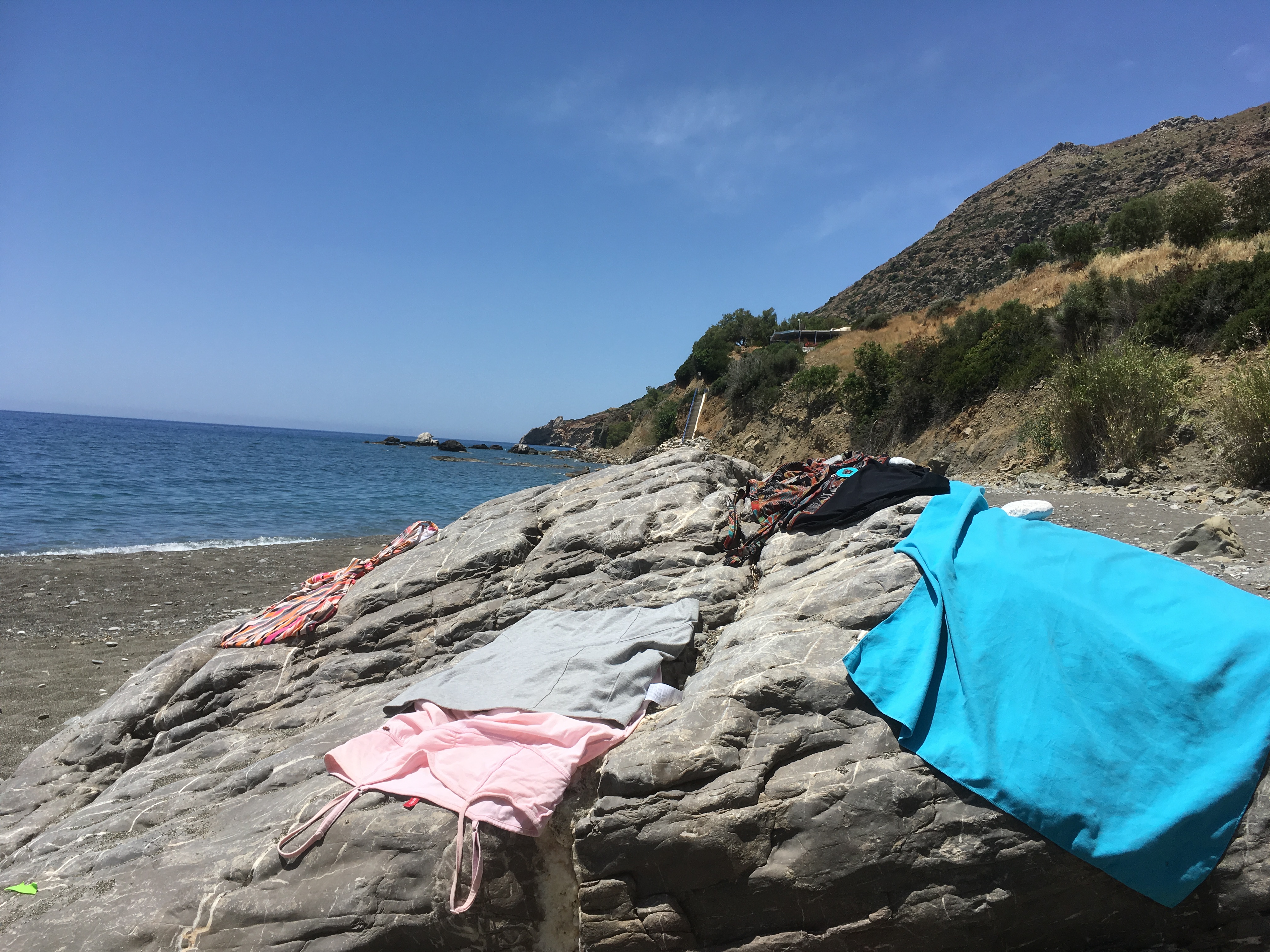 Steinstrand von Agios Georgios Kreta