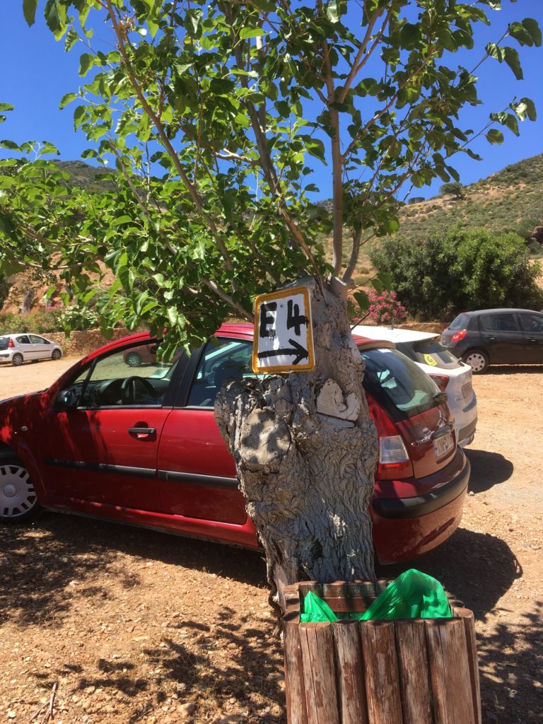 Paleochora: Thrafteros Sandy Beach und Grammeno Beach - Meine Lieblingsstrände in Kretas Westen Paleochora: Thrafteros Sandy Beach und Grammeno Beach - Meine Lieblingsstrände in Kretas Westen