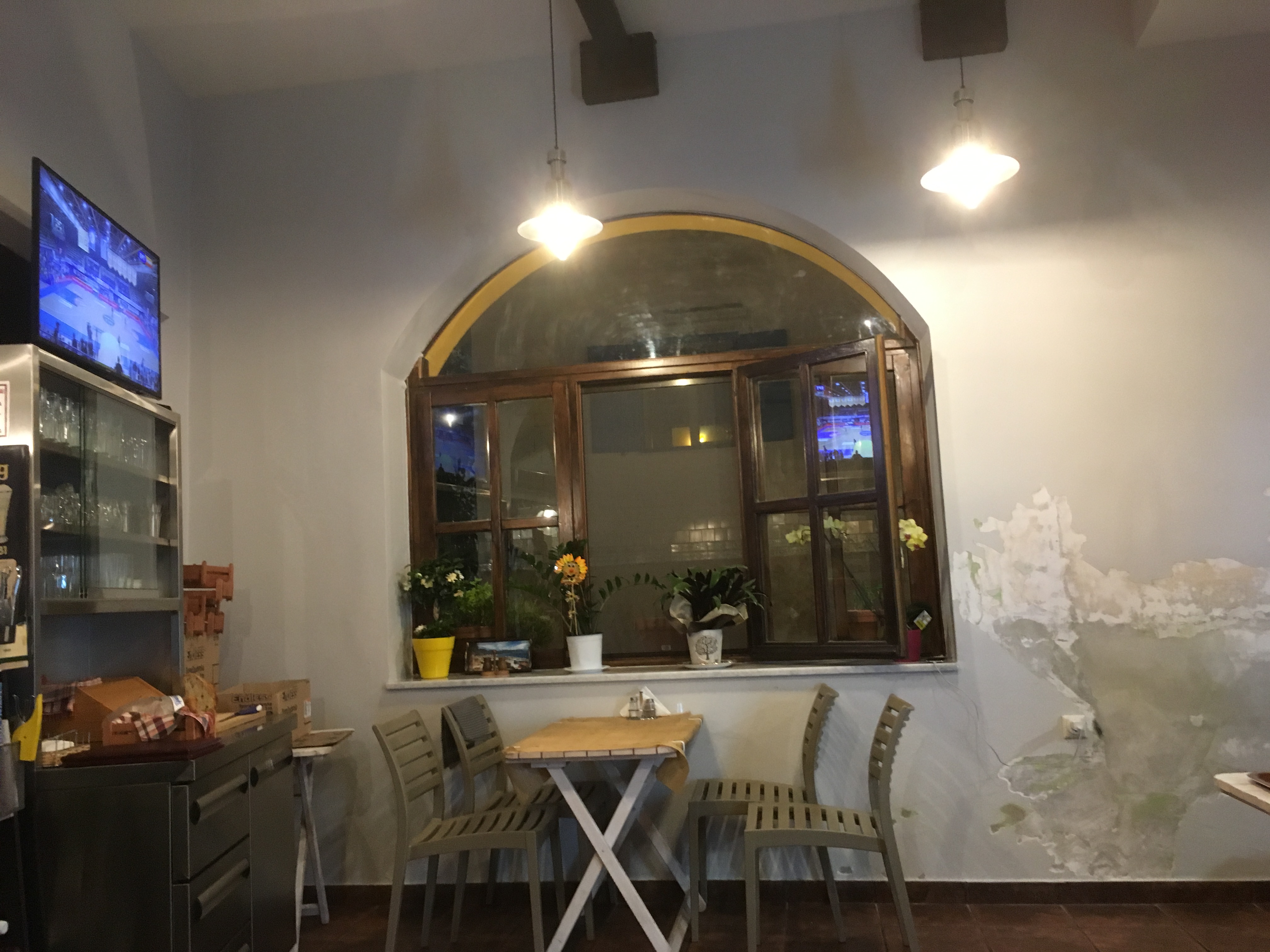 Kreta Roadtrip Paleochora Taverne Innenraum