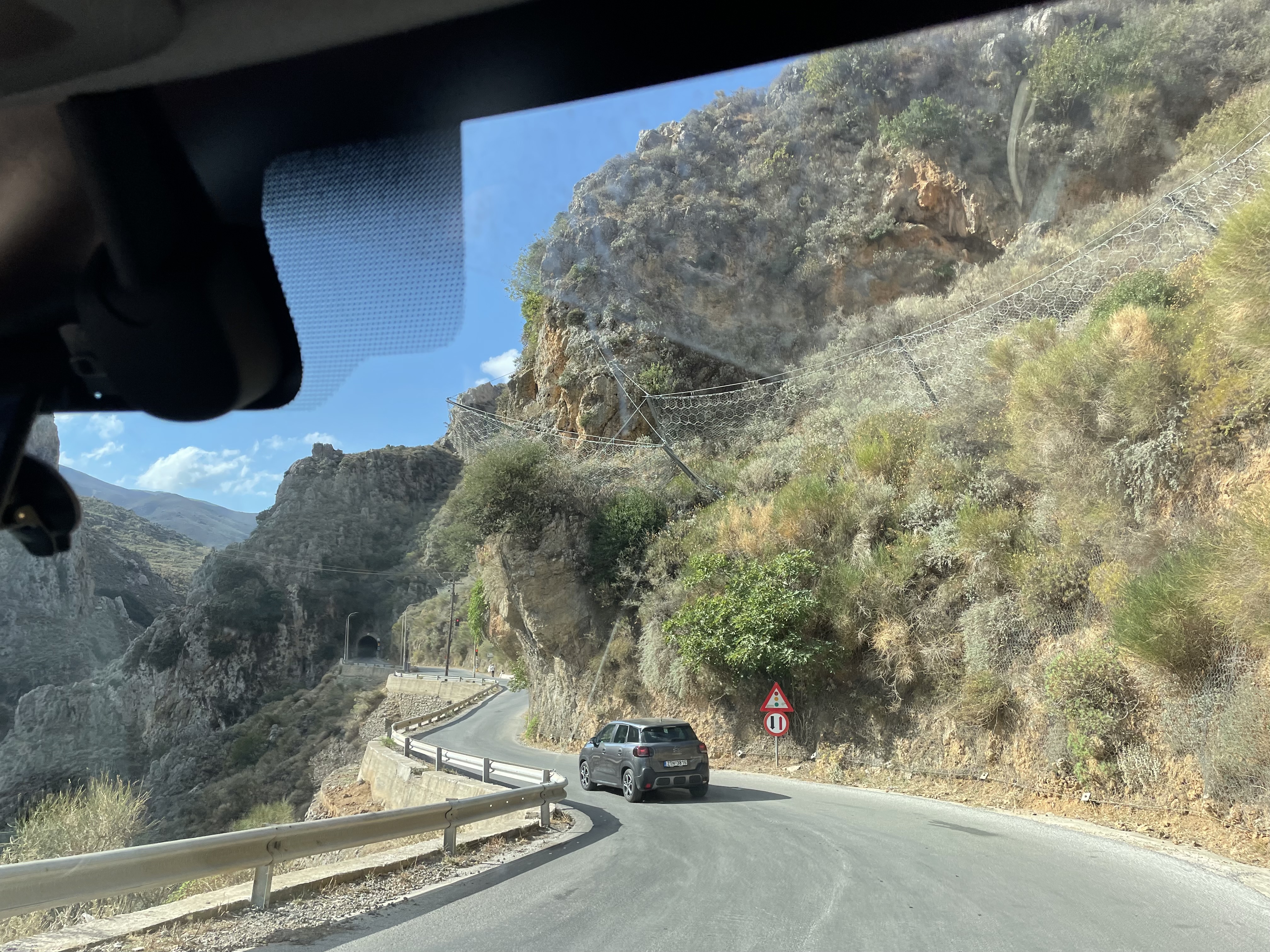 Auf dem Weg nach zum Tripiti Strand