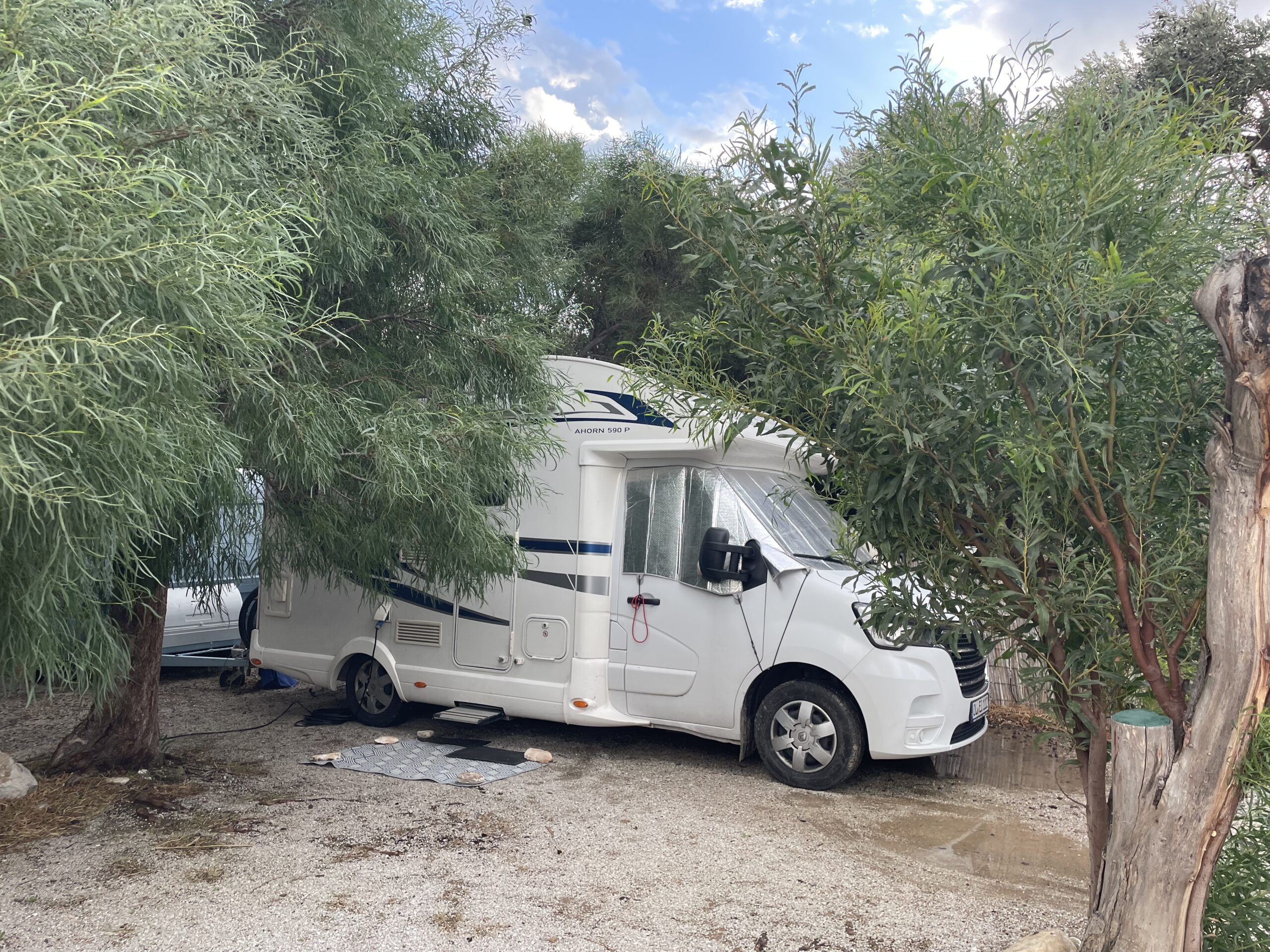Im Schutz auf dem Campingplatz